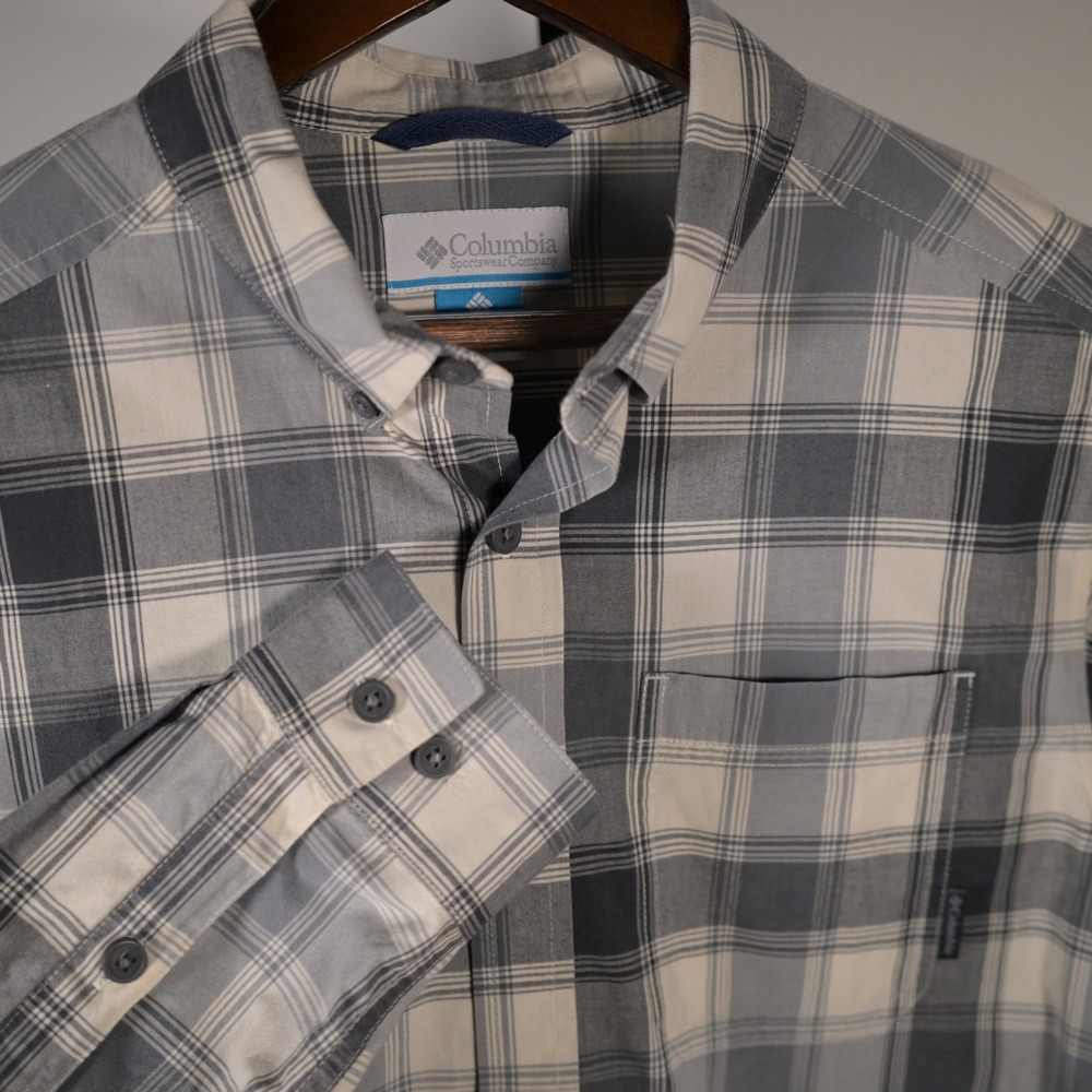 Columbia Mens Grey White Plaid Long Sleeve Cotton Size M Gorpcore Camping Hiking